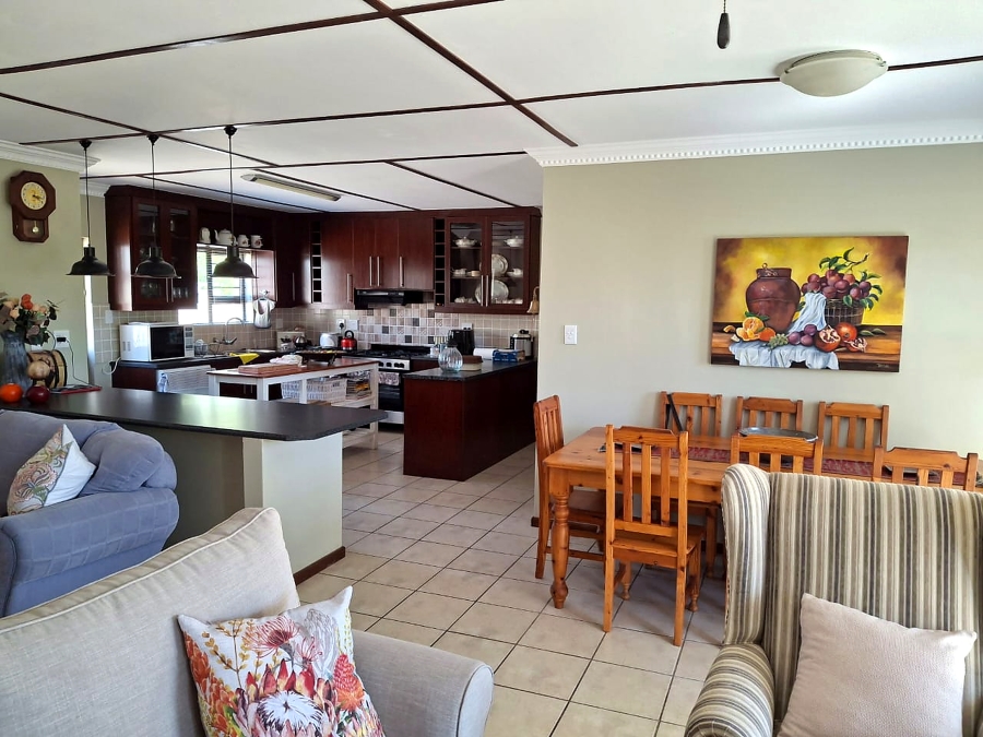 5 Bedroom Property for Sale in Country Club Western Cape